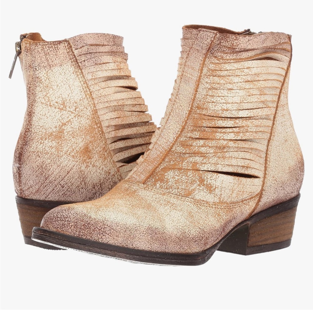 Sbicca vintage collection leather booties size 7